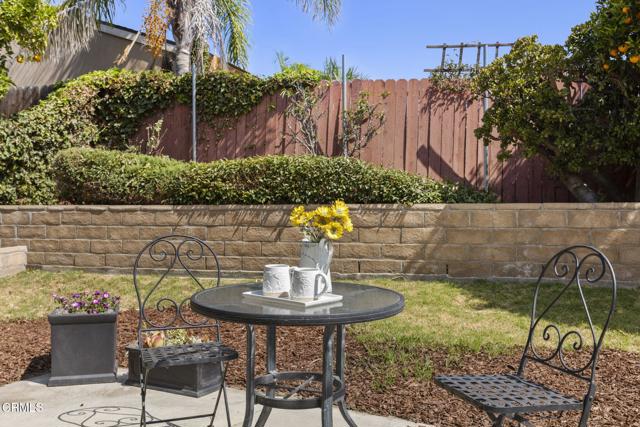 8699 Roswell Street, Ventura CA: https://media.crmls.org/mediaz/807f273b-d74f-4e13-bc4c-bfe7777a9aa9.jpg