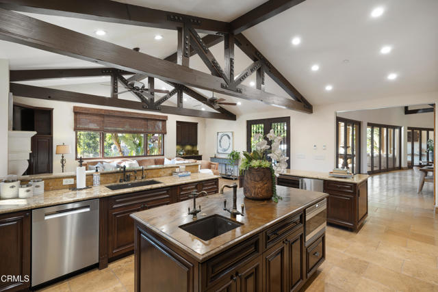 Detail Gallery Image 9 of 72 For 5065 Indianola Way, La Canada Flintridge,  CA 91011 - 5 Beds | 5/2 Baths