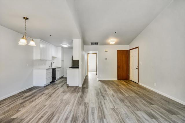 1026 San Luis Circle, Daly City CA: https://media.crmls.org/mediaz/8081d558-94e8-4379-915e-e1bbb9cb6746.jpg