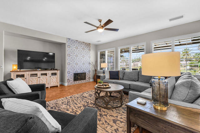 49377 Biery Street, Indio CA: https://media.crmls.org/mediaz/808269fa-51e7-4de4-8d35-2ea56f34e1a2.jpg