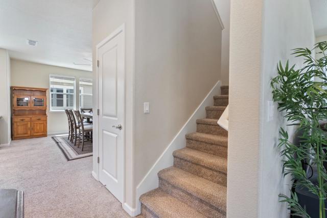 655 Lewis Street, King City CA: https://media.crmls.org/mediaz/8082b0bd-47ea-4288-8f4e-f54324e7a316.jpg