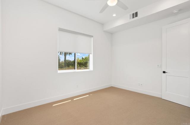 Detail Gallery Image 13 of 41 For 1220 Stonemark Place #MAIN HOUSE,  Vista,  CA 92081 - 6 Beds | 5 Baths