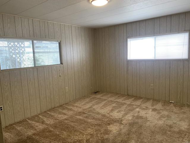 Detail Gallery Image 5 of 11 For 26092 Bamboo Palm Dr, Homeland,  CA 92548 - 2 Beds | 2 Baths