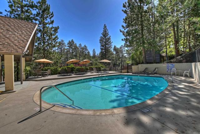 Detail Gallery Image 47 of 64 For 966 Willow Creek Rd #36,  Lake Arrowhead,  CA 92352 - 3 Beds | 2/1 Baths