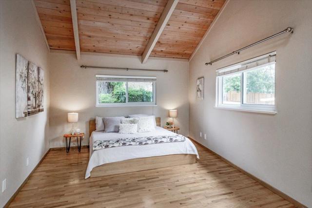21721 Summit Road, Los Gatos CA: https://media.crmls.org/mediaz/8084e72b-390b-47e7-b7e2-bd3c33f7e11a.jpg