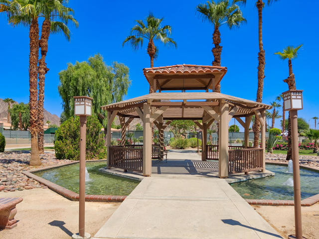 48211 Vista De Nopal, La Quinta CA: https://media.crmls.org/mediaz/80855452-a4a0-4e08-aaac-a03641eb501d.jpg