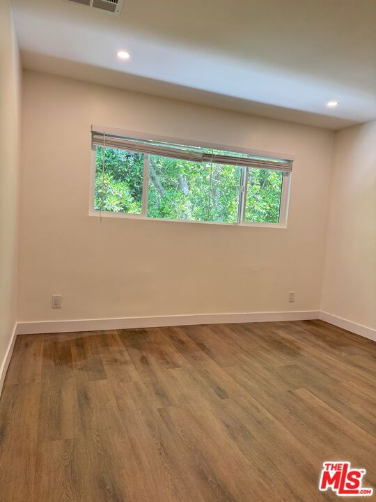 Image 45 of 55 For 960 Los Robles Avenue