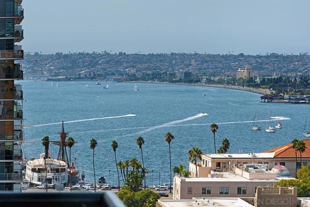 425 W Beech St, San Diego CA: https://media.crmls.org/mediaz/8085c470-b6b4-4d97-bcb9-a265e210a5ae.jpg