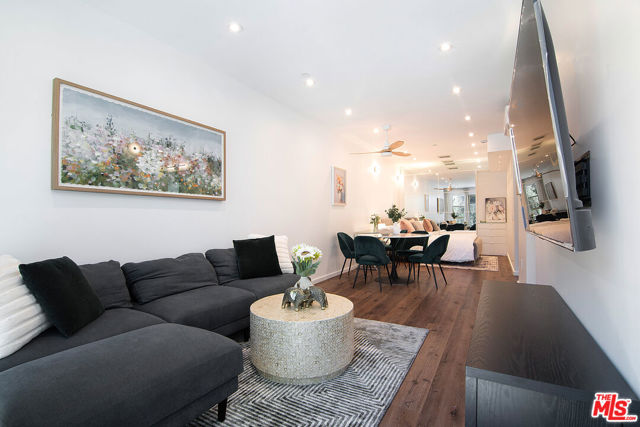 1623 S Bedford Street, Los Angeles CA: https://media.crmls.org/mediaz/808699a0-b100-4a9d-ae93-2713ecf24ac5.jpg