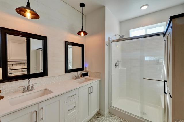 Image 19 of 35 For 1828 Liquid Ln