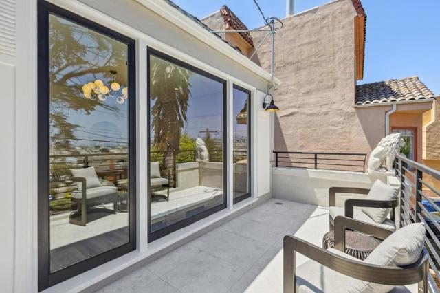 260 Curtis Street, San Francisco CA: https://media.crmls.org/mediaz/80882480-eb42-46ce-8165-bb94b0953d38.jpg
