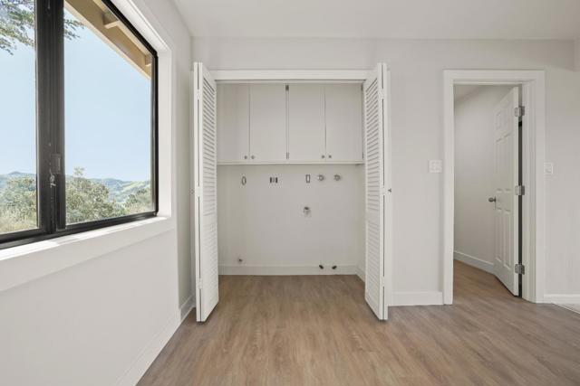 79 Muth Drive, Orinda CA: https://media.crmls.org/mediaz/80883bc0-b49c-42e3-8e70-625769504a9f.jpg