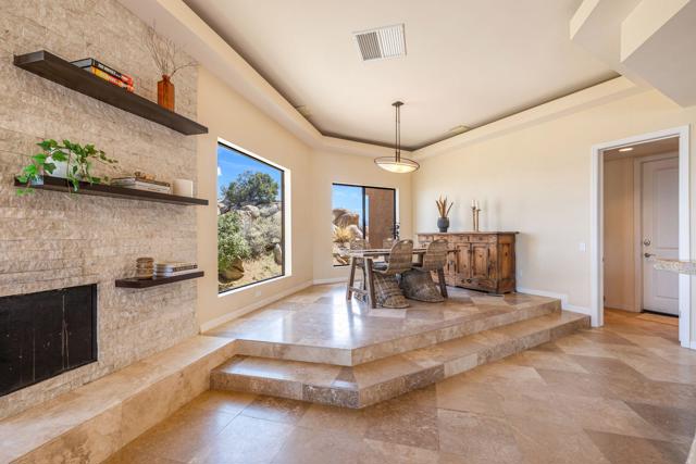 Image 12 of 75 For 61474 Hanging Rock Lane