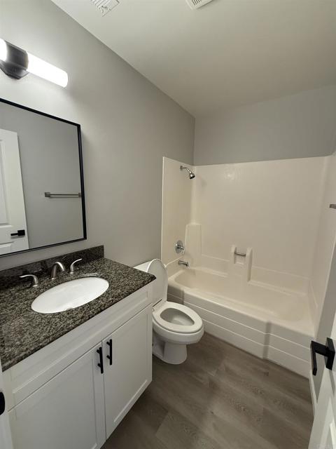 Detail Gallery Image 13 of 20 For 2746 via Tulipan, Carlsbad,  CA 92010 - 4 Beds | 3/1 Baths