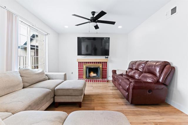 Detail Gallery Image 4 of 44 For 1607 Ginsberg Ct, San Diego,  CA 92114 - 4 Beds | 2 Baths