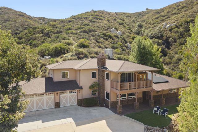 6433 Dehesa Road, El Cajon CA: https://media.crmls.org/mediaz/808a9585-e251-412d-ae93-626c18c7fd94.jpg