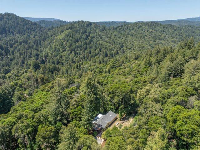 11949 Lakeshore Drive, Felton CA: https://media.crmls.org/mediaz/808b1465-0710-4298-9179-21dfc9fb4dbe.jpg