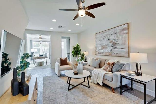 2045 Atlas Loop, Mountain View CA: https://media.crmls.org/mediaz/808b4a69-d96b-440f-a06f-ecb9e0c137d8.jpg