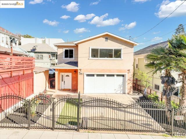 1738 18th Ave, Oakland CA: https://media.crmls.org/mediaz/808b4fc5-294e-4306-bc9d-01f36287a57c.jpg