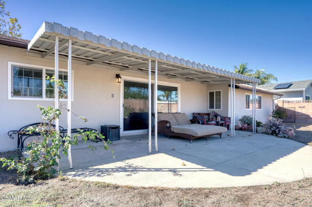 560 Randy Drive, Newbury Park CA: https://media.crmls.org/mediaz/808b55c5-d2e5-459c-b1c0-67c533e1a96d.jpg