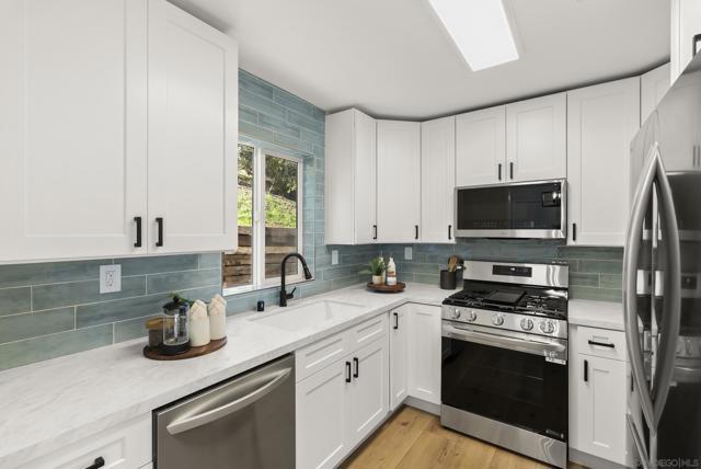 Image 56 of 70 For 7875 Bellakaren Pl