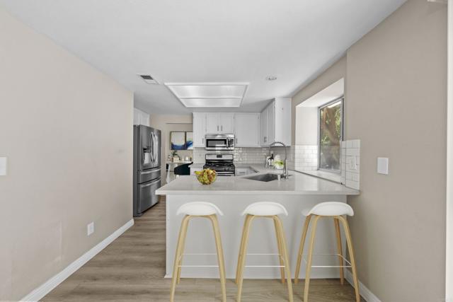 Detail Gallery Image 6 of 16 For 39834 Brandy Ln, Murrieta,  CA 92563 - 3 Beds | 2/1 Baths