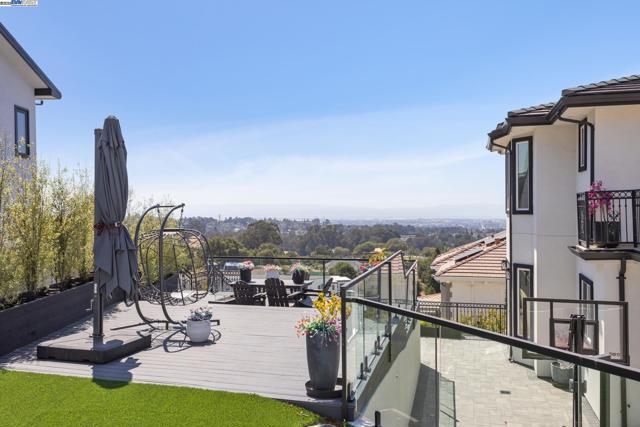 3606 Sarita St, Hayward CA: https://media.crmls.org/mediaz/808d7cd5-90a4-451b-93b4-3a78a6e8c2d2.jpg