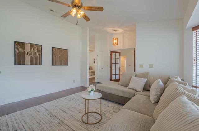46480 Pine Meadow Place, King City CA: https://media.crmls.org/mediaz/808db198-8701-4e2a-b083-ae619a1b3800.jpg
