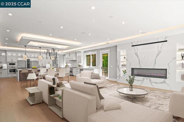 74 Middlefield Rd, Atherton CA: https://media.crmls.org/mediaz/808dbc68-22c8-47b4-8a95-d4f6454fdeb4.jpg