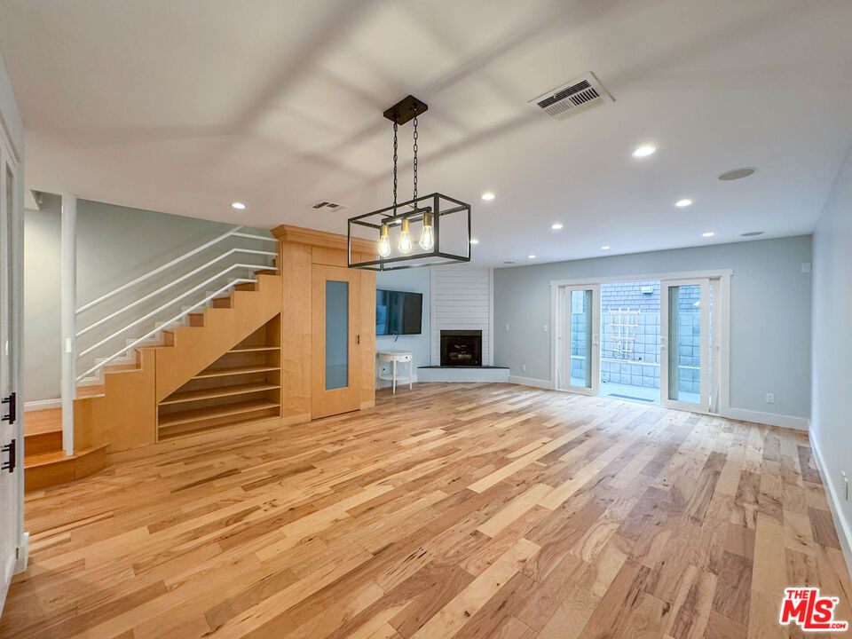 1415 26th Street #3