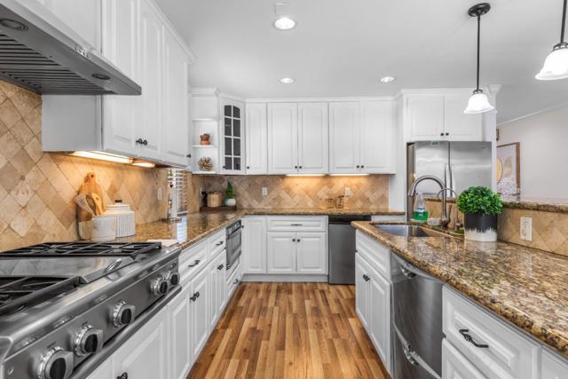 15098 Stratford Drive, San Jose CA: https://media.crmls.org/mediaz/808f9eb9-b729-40ea-83af-42b57deb12cf.jpg