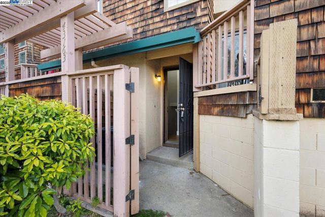 43163 Grimmer Ter, Fremont CA: https://media.crmls.org/mediaz/808fbc30-2bc8-4206-8d26-1f4ef48de239.jpg
