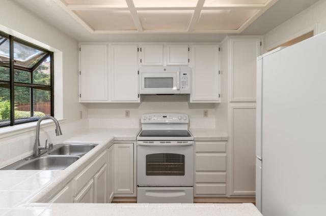 1555 Hecker Pass Road, Gilroy CA: https://media.crmls.org/mediaz/80901159-95e4-49e5-8764-b5ccea4f63f1.jpg