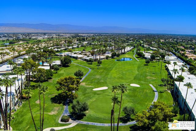 493 Desert Lakes Drive, Palm Springs CA: https://media.crmls.org/mediaz/809017b9-6d62-49f9-9384-9a5be9037185.jpg