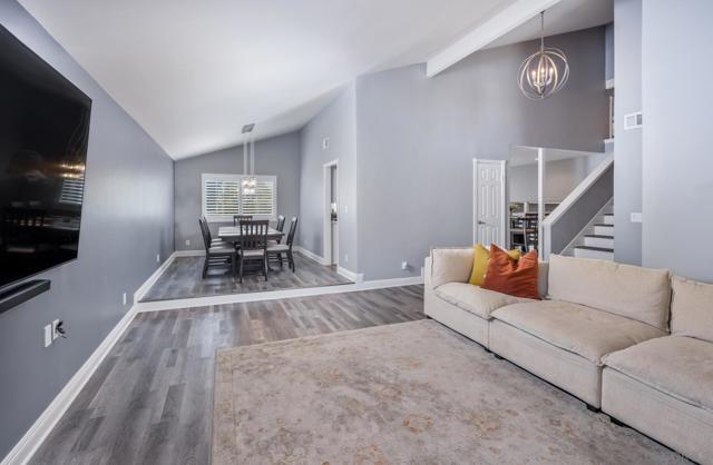3702 Country Trail, Bonita CA: https://media.crmls.org/mediaz/80924501-3f1d-47ce-962c-85c6913f4145.jpg