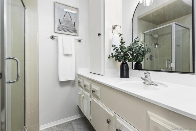 5015 Cape May Ave, San Diego CA: https://media.crmls.org/mediaz/8092df14-1d2e-4972-8208-d6c60e5a657d.jpg