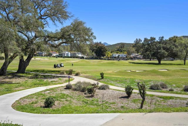 15519 Calistoga Dr., Ramona CA: https://media.crmls.org/mediaz/80939cd6-5b32-4c81-9b90-a4c32a8b7767.jpg