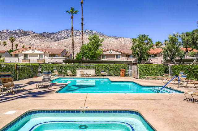 500 S Farrell Drive #F44, Palm Springs, CA 92264