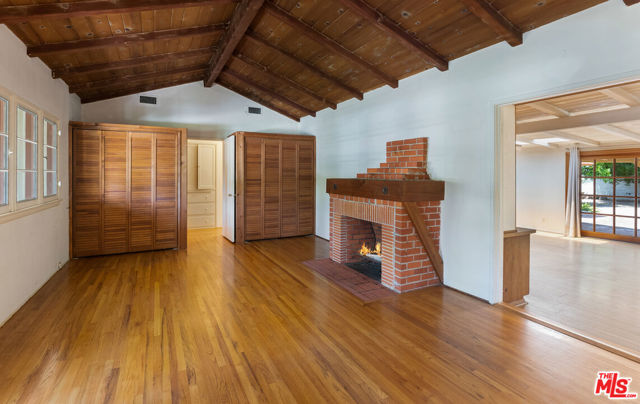 12311 Hartsook Street photo 6