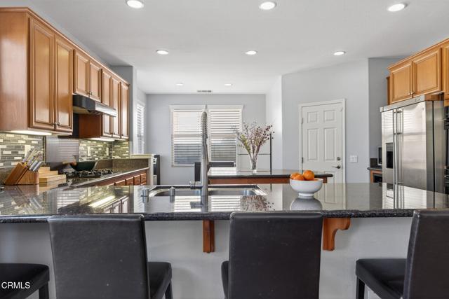 6573 Pinnacle Court, Moorpark CA: https://media.crmls.org/mediaz/809424ab-9974-48e0-86ce-80409aa67d5f.jpg
