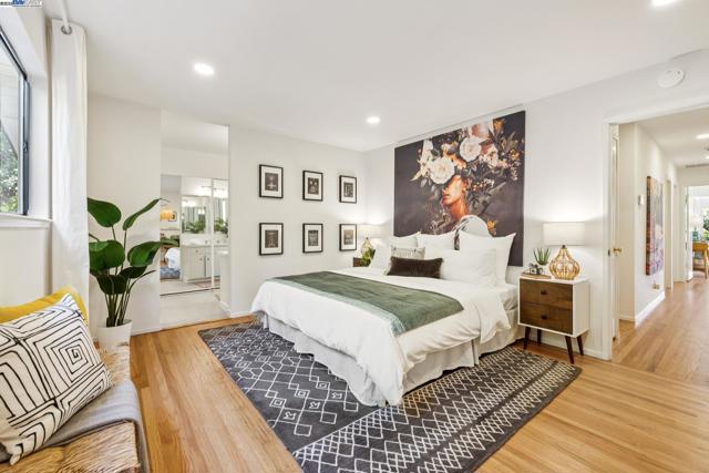 124 MARSHA PLACE, Lafayette CA: https://media.crmls.org/mediaz/809470f0-a7d2-4055-876d-4ed4528c9d06.jpg