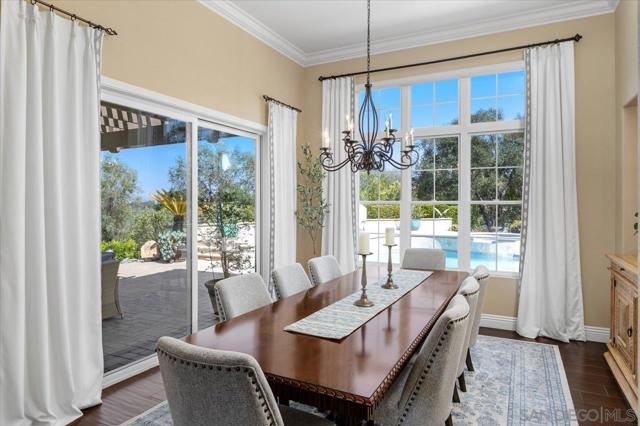2520 Filmott, Escondido CA: https://media.crmls.org/mediaz/80949fc2-a9ab-4e99-9208-685c980f9eab.jpg