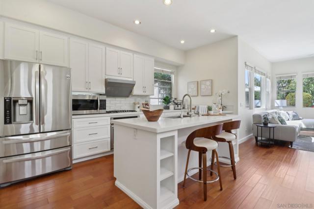 11856 Miro Circle, San Diego CA: https://media.crmls.org/mediaz/8095084f-f582-4b14-9a2a-2894fc5ba692.jpg