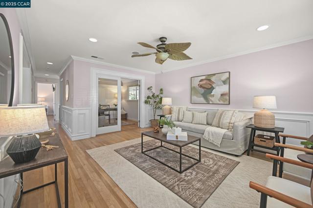 427 Dale Rd, Martinez CA: https://media.crmls.org/mediaz/80957143-de07-4f11-a756-2bc0cb9ca585.jpg