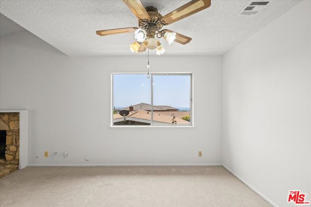 820 N 16th Street, Montebello CA: https://media.crmls.org/mediaz/8095b15e-dc00-4c2d-aa38-2bae0d9a8956.jpg