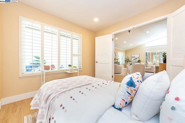 33036 Soquel St, Union City CA: https://media.crmls.org/mediaz/8095e1b8-c6a9-424a-9fb9-156e7d385d5b.jpg