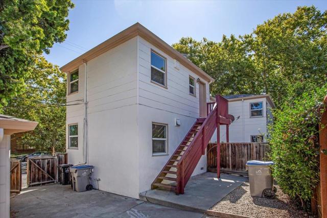 909 Myrtle Street, San Jose CA: https://media.crmls.org/mediaz/80962d9b-d0ba-4b5a-a76b-73fb8cbb40ae.jpg