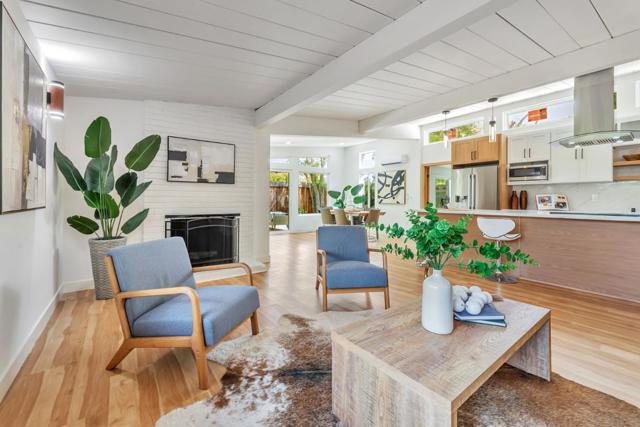 4225 Park Boulevard, Palo Alto CA: https://media.crmls.org/mediaz/8096d0d9-20c3-4837-a204-55d87771d85b.jpg