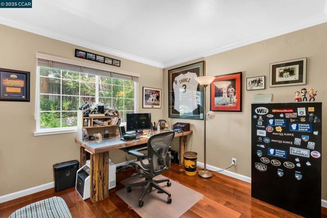 102 Monasterio Ct, San Ramon CA: https://media.crmls.org/mediaz/80972c93-cda1-419c-b865-e7942e21117f.jpg