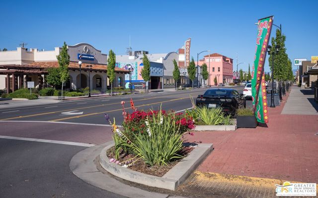 Image 11 of 12 For 17333 Wagon Wheel Drive